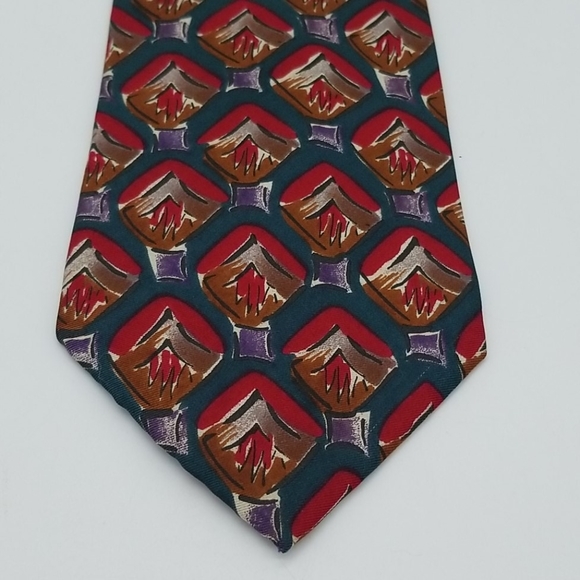 Vintage 90s Style 100% Silk Tie mountain tops - Picture 1 of 7